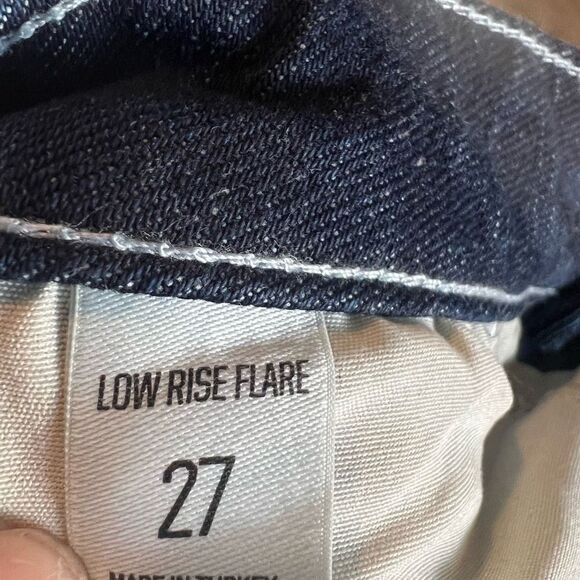 Urban Outfitters BDG Low Rise Flare
Jeans Women's Size 27 Dark Wash
Print - Picture 12 of 13